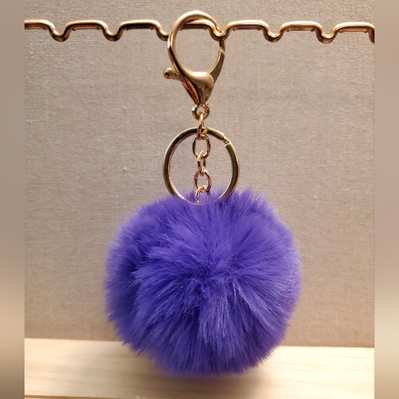 Cute Fashion Faux-Fur Puff Ball - Picture 2 of 9